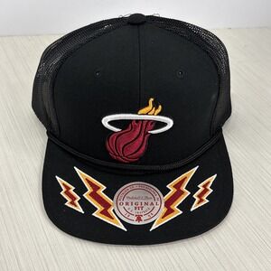 Mitchell &‎ Ness Miami Heat Patched Up Black Red Adjustable Snapback Hat Cap
